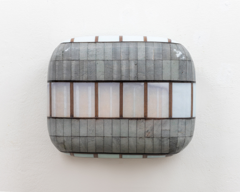 Hein Spellmann - Fassade 464, 2023, Silikon, Acryl, CLC-Print, Schaumstoff, Holz