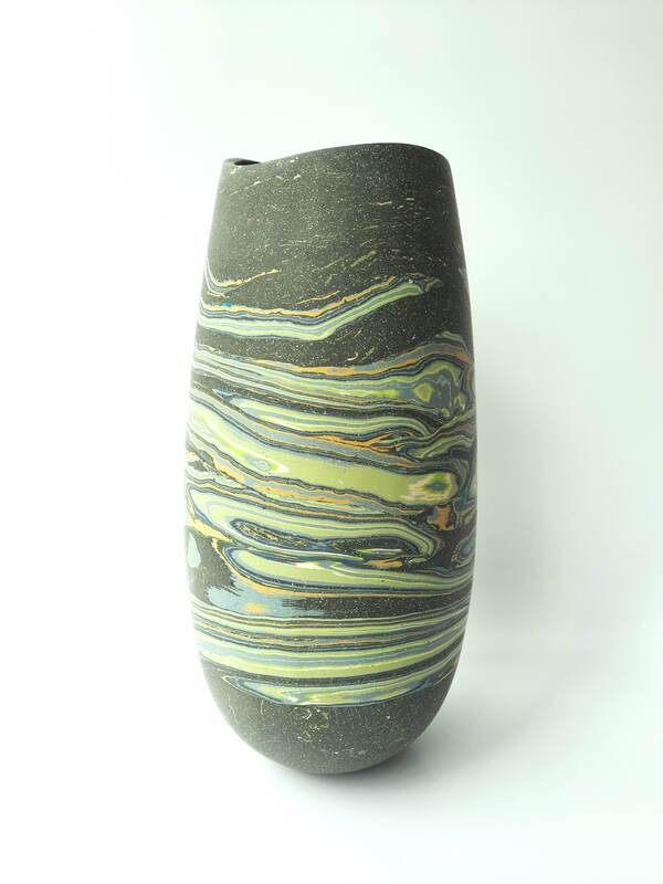 Dorothee Wenz - Mäander, 2023, colored clay and porcelain
