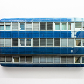 Hein Spellmann - Blaues Gebäude, 2023, Silikon, Acryl, CLC-Print, Schaumstoff, Holz